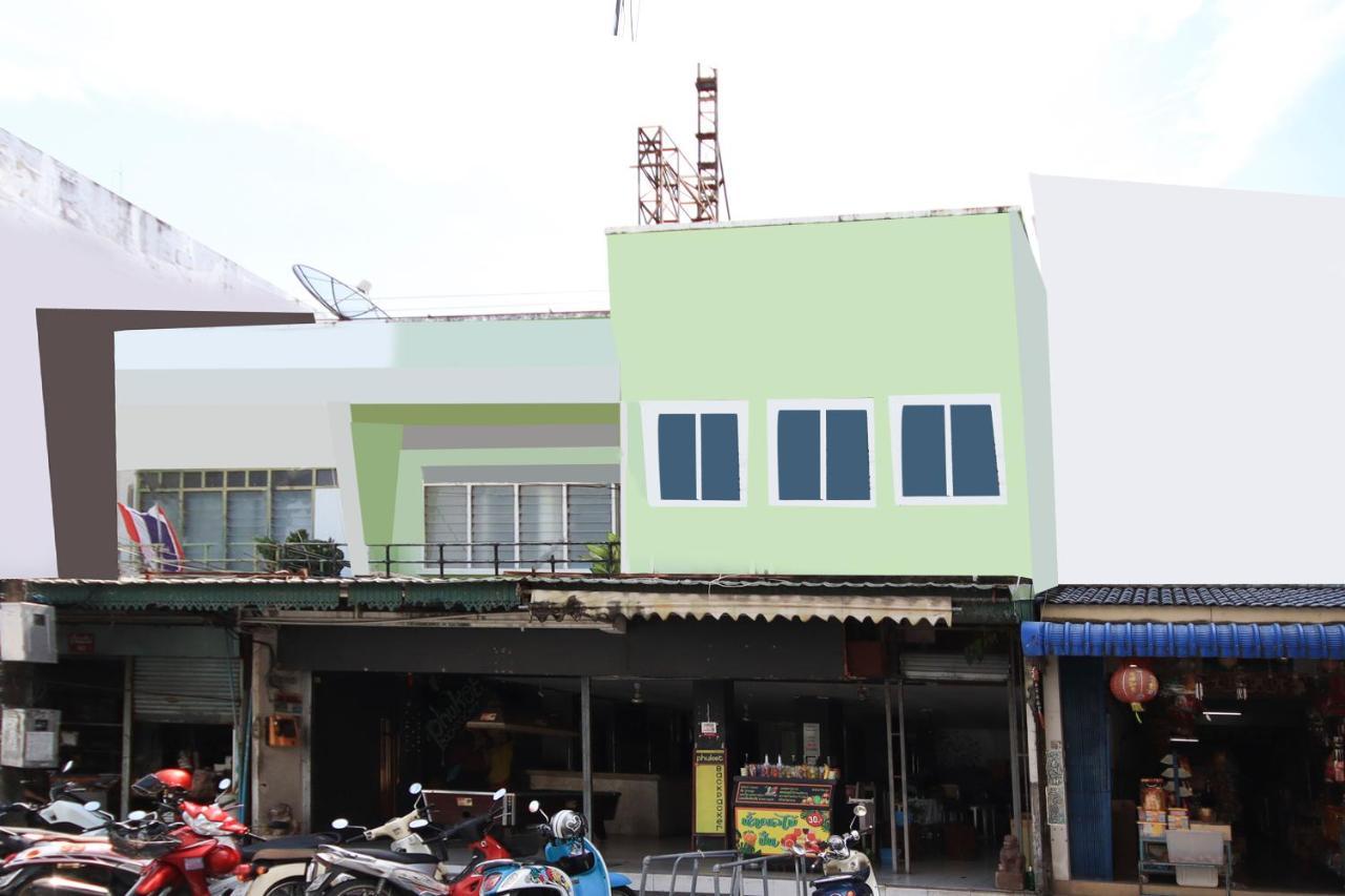 Oyo 1054 Phuket Backpacker Hostel Exterior foto
