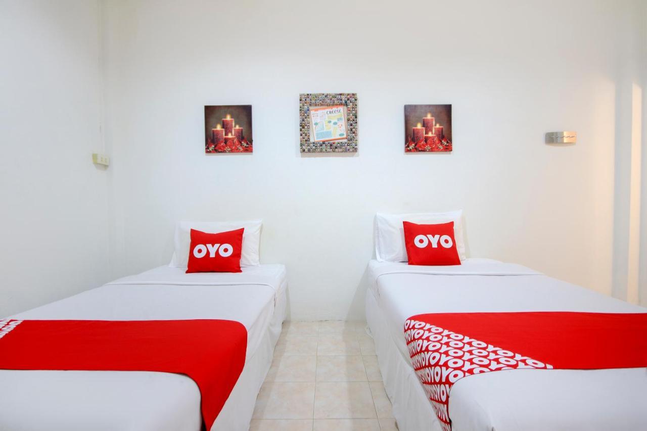 Oyo 1054 Phuket Backpacker Hostel Exterior foto