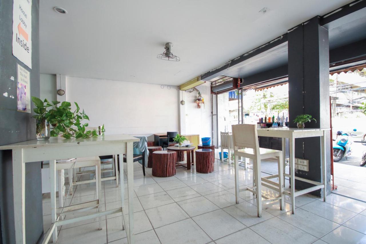 Oyo 1054 Phuket Backpacker Hostel Exterior foto