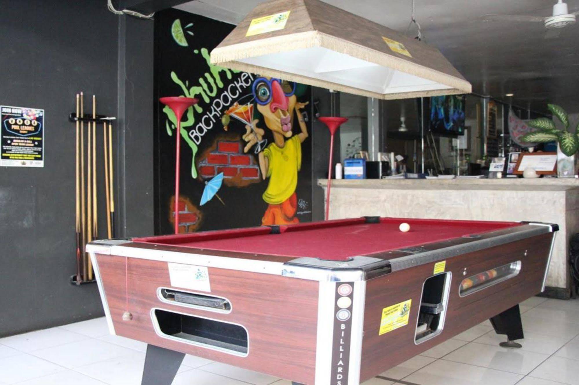 Oyo 1054 Phuket Backpacker Hostel Exterior foto